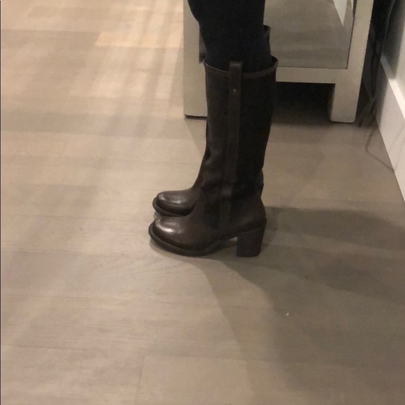 Brown leather boots by Naturalizer size 6M. New! - Picture 4 of 7